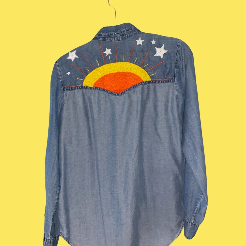 Embroidered chambray shirt with Sun